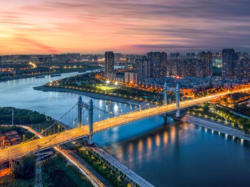“锅炉血液”15项速检图 从悬浮物到含铁量.jpg 便携式多参数锅炉水质监测.jpg